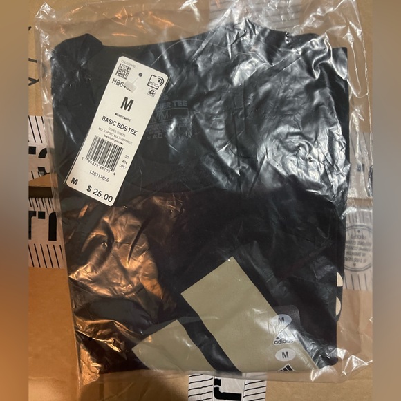 Adidas Men Badge of Sport tee - Picture 2 of 3